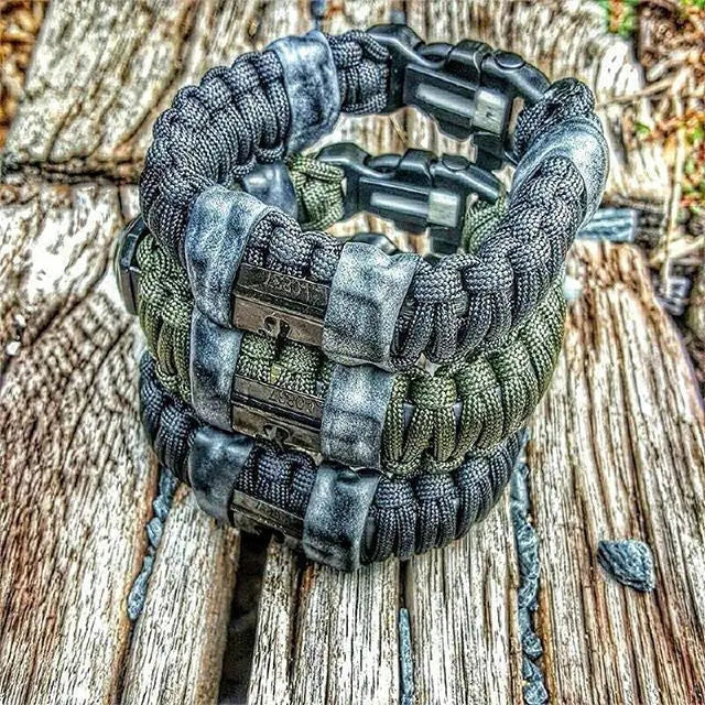 Bug Out Bracelet - Paracord Bracelet, Survive Offgrid with 30 item last ditch effort kit. Superesse Straps LLC