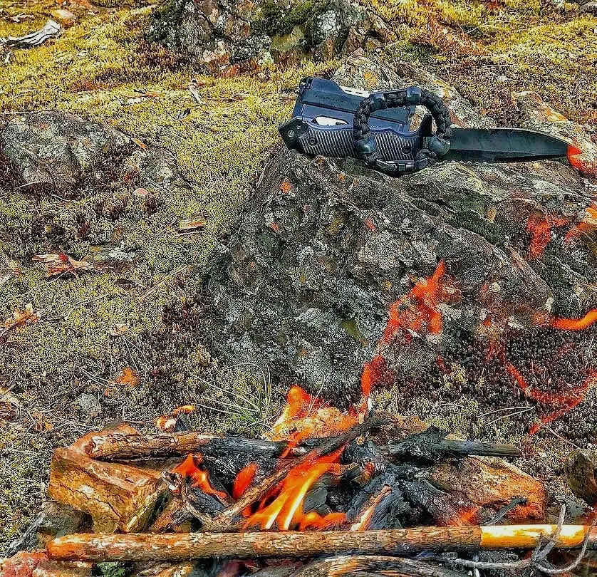 Camper Strap - Outdoor, Hike, & Kayak ready Survival Fire Starter Paracord Bracelet. Superesse Straps LLC