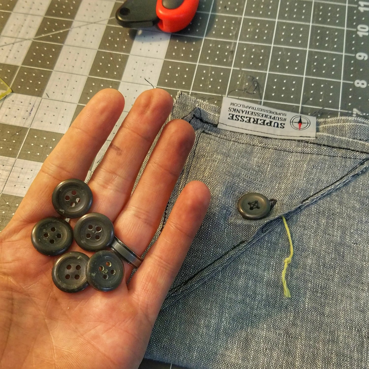 Saw Shemagh: Firestarter sewn button, built-in Kevlar Utility Saw, Fire Tinder border. Superesse Straps LLC