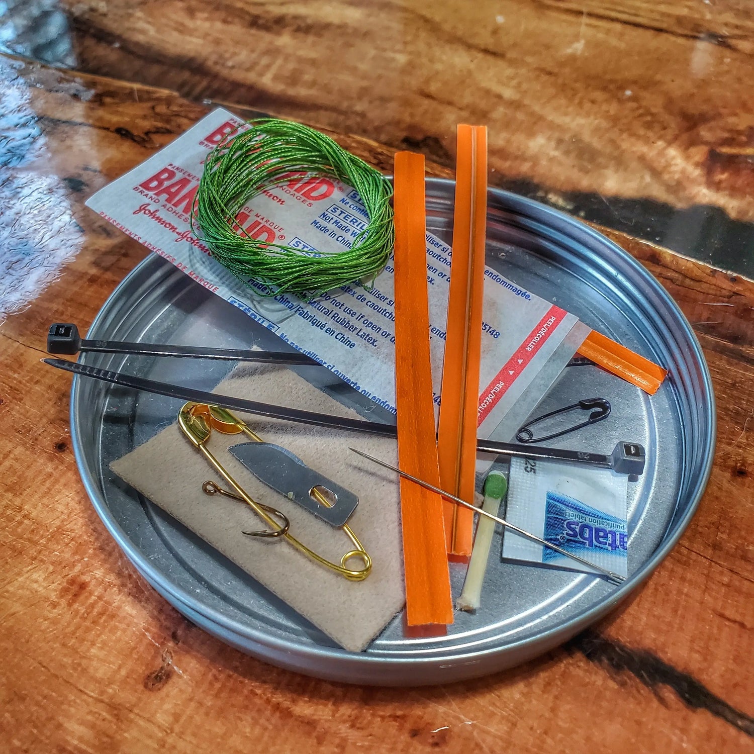 Camper Strap - Outdoor, Hike, & Kayak ready Survival Fire Starter Paracord Bracelet. Superesse Straps LLC