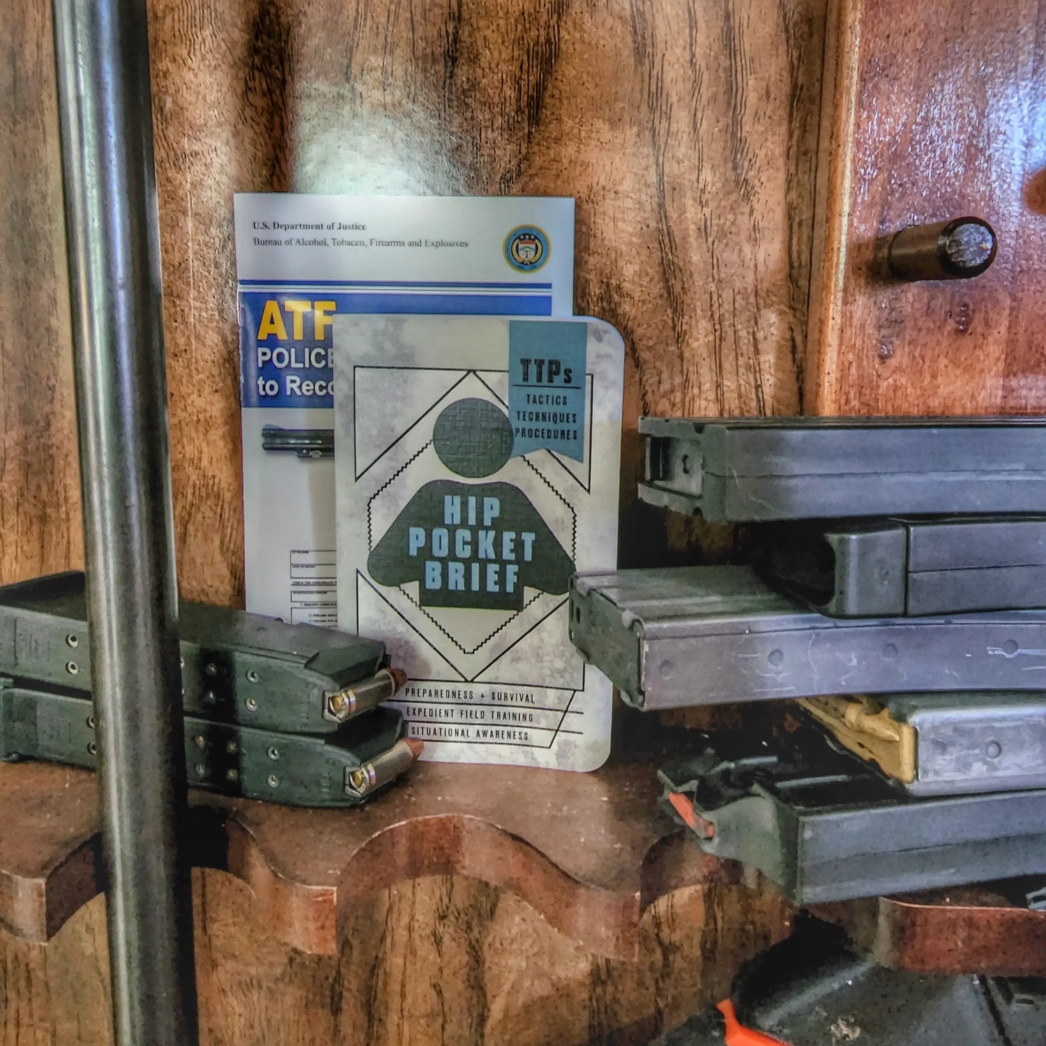 Hip Pocket Brief Volume 1 - Tactics, Techniques, and Procedures for the Everyday Civilian Superesse Straps LLC