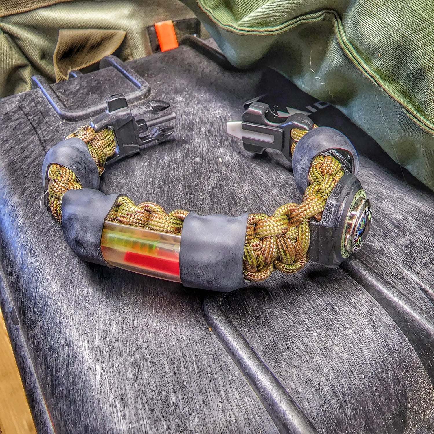 Expeditious Band - Quick Deploy SERE, Hunting, and EDC Survival Bracelet. Superesse Straps LLC
