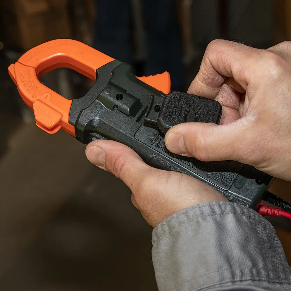 Rare-Earth Magnetic Hanger, no Strap Klein Tools