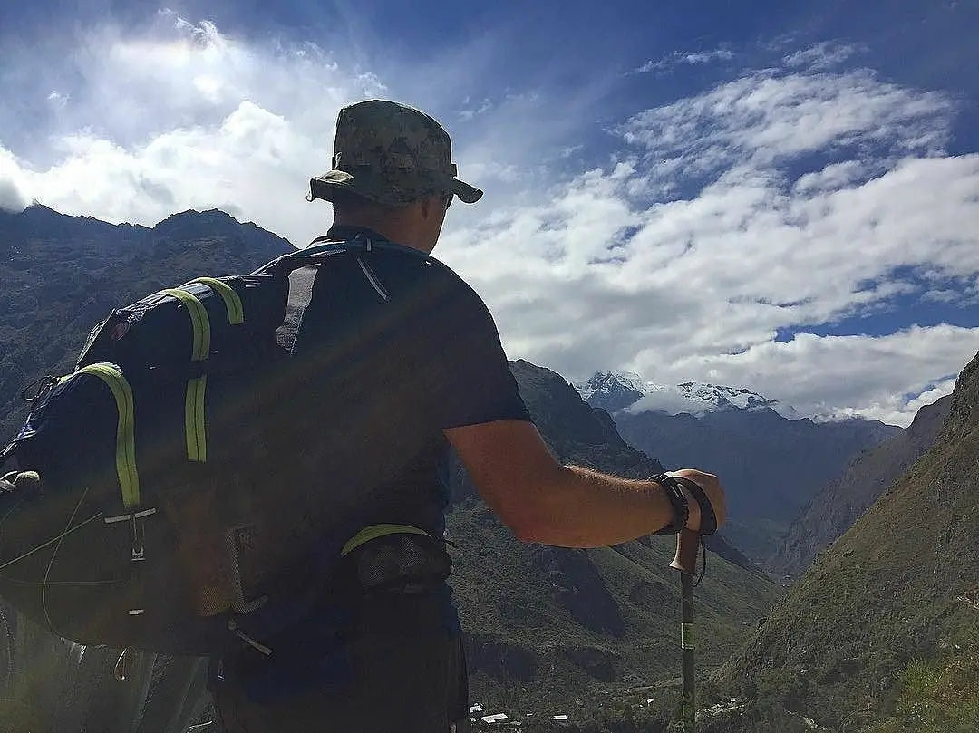 Bug Out Bracelet - Paracord Bracelet, Survive Offgrid with 30 item last ditch effort kit. Superesse Straps LLC