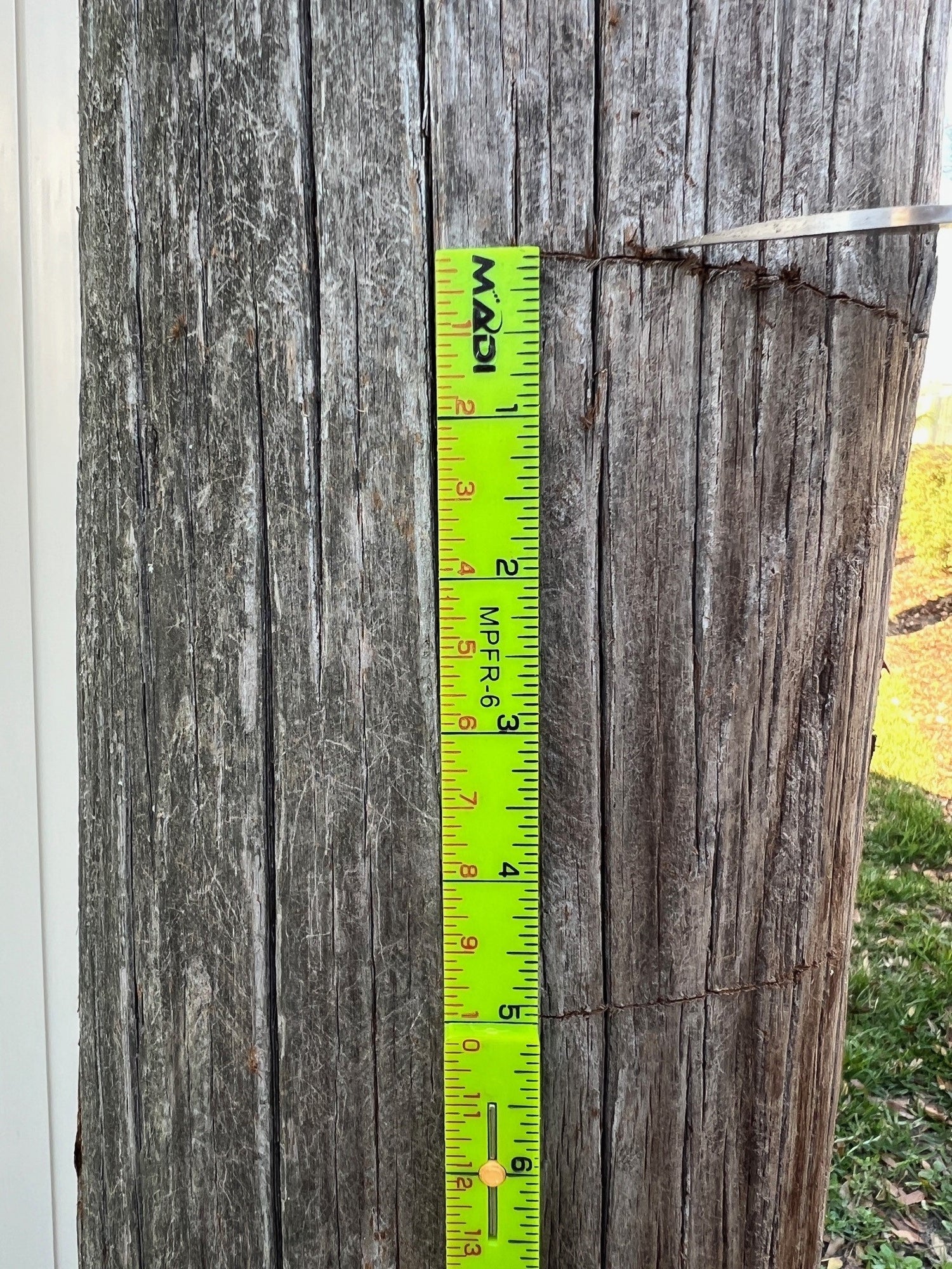 Madi - 6' Fiberglass Folding Ruler