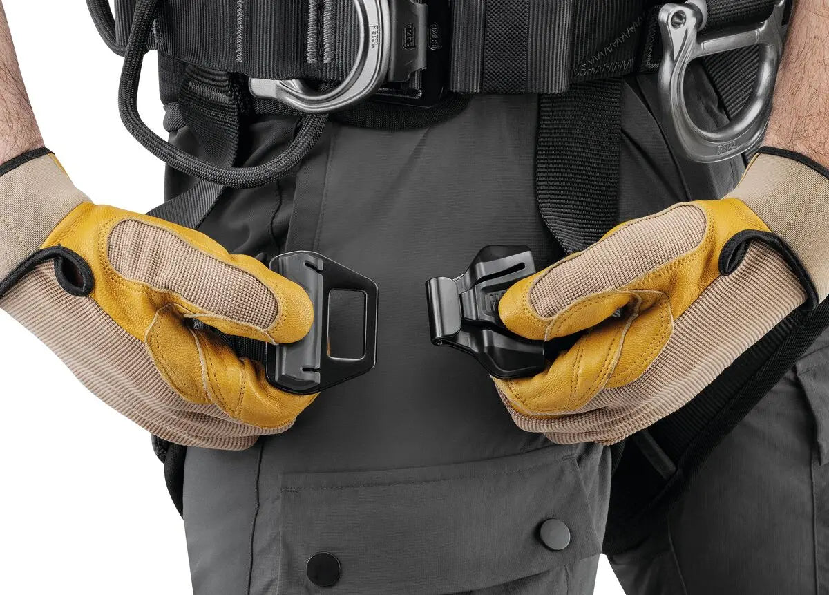 Petzl - AVAO® FAST International Version Petzl