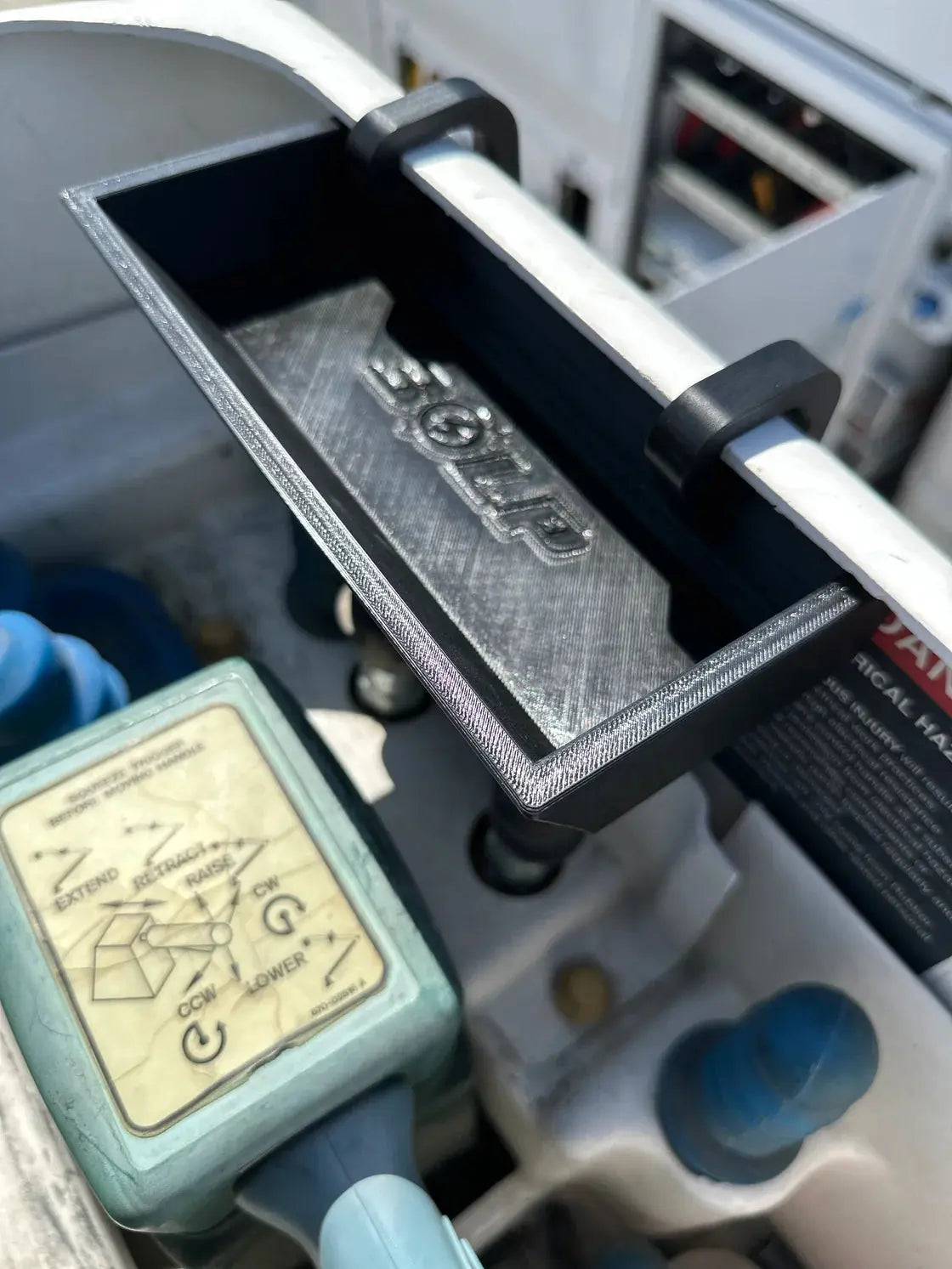 3 Phase Line Products - Hanger Tray 3 Phase Line Products