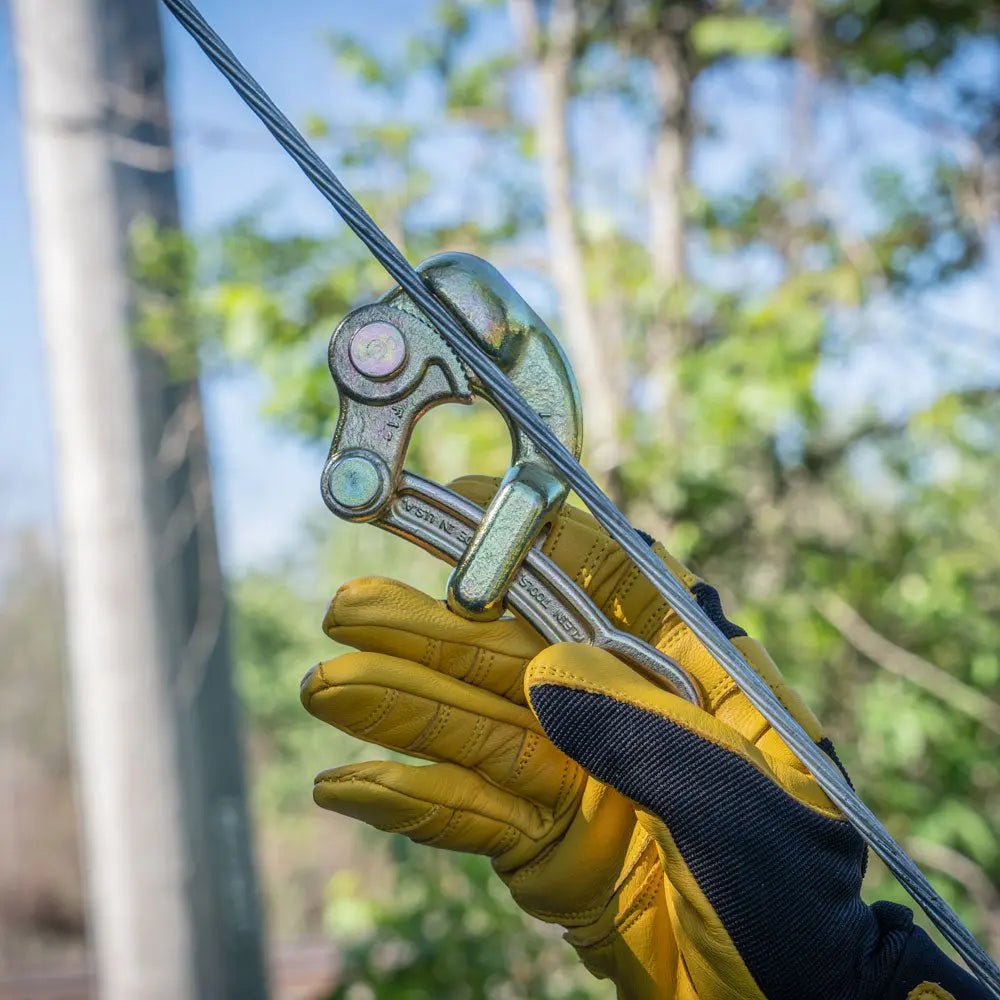Klein Haven's® Cable Grip 0.25-Inch Capacity Klein Tools
