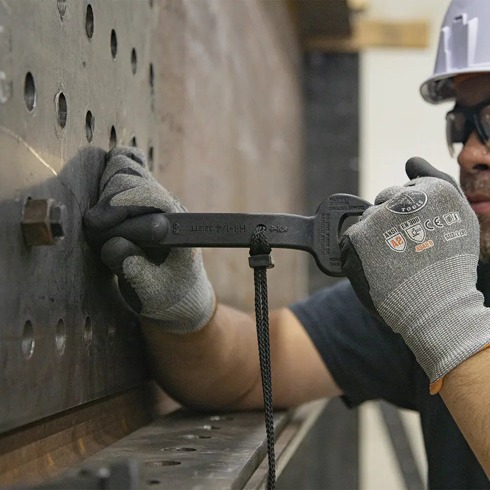 Klein Spud Wrench, 1-1/4-Inch Nominal Opening with Tether Hole Klein Tools