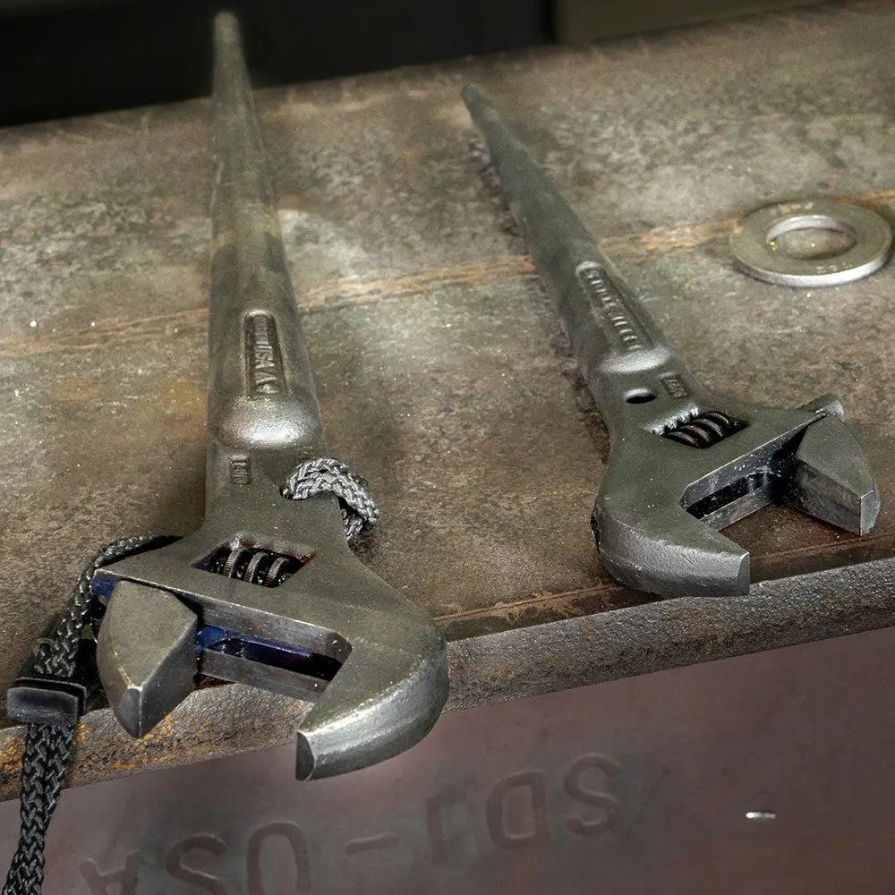 Klein Adjustable Spud Wrench, 10-Inch, 1-7/16-Inch, Tether Hole Klein Tools