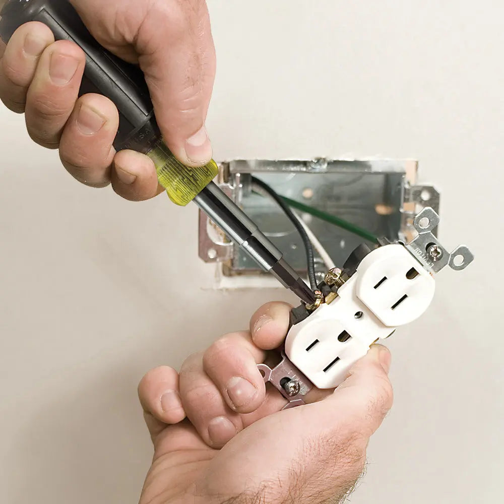 Klein Multi-Bit Screwdriver / Nut Driver, 11-in-1, Ph, Sl, Sq, TORX® Bits Klein Tools