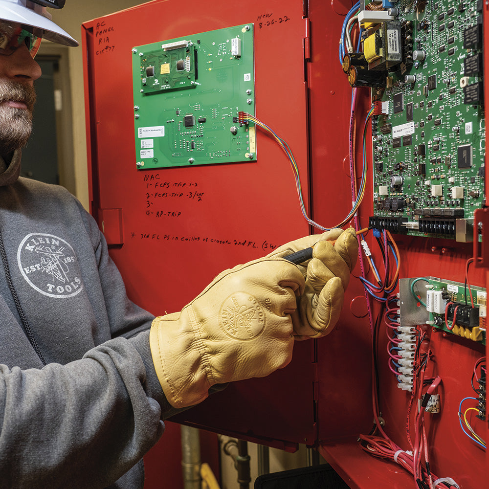 Klein 2-in-1 Insulated Electronics Screwdriver, Phillips, Slotted Bits