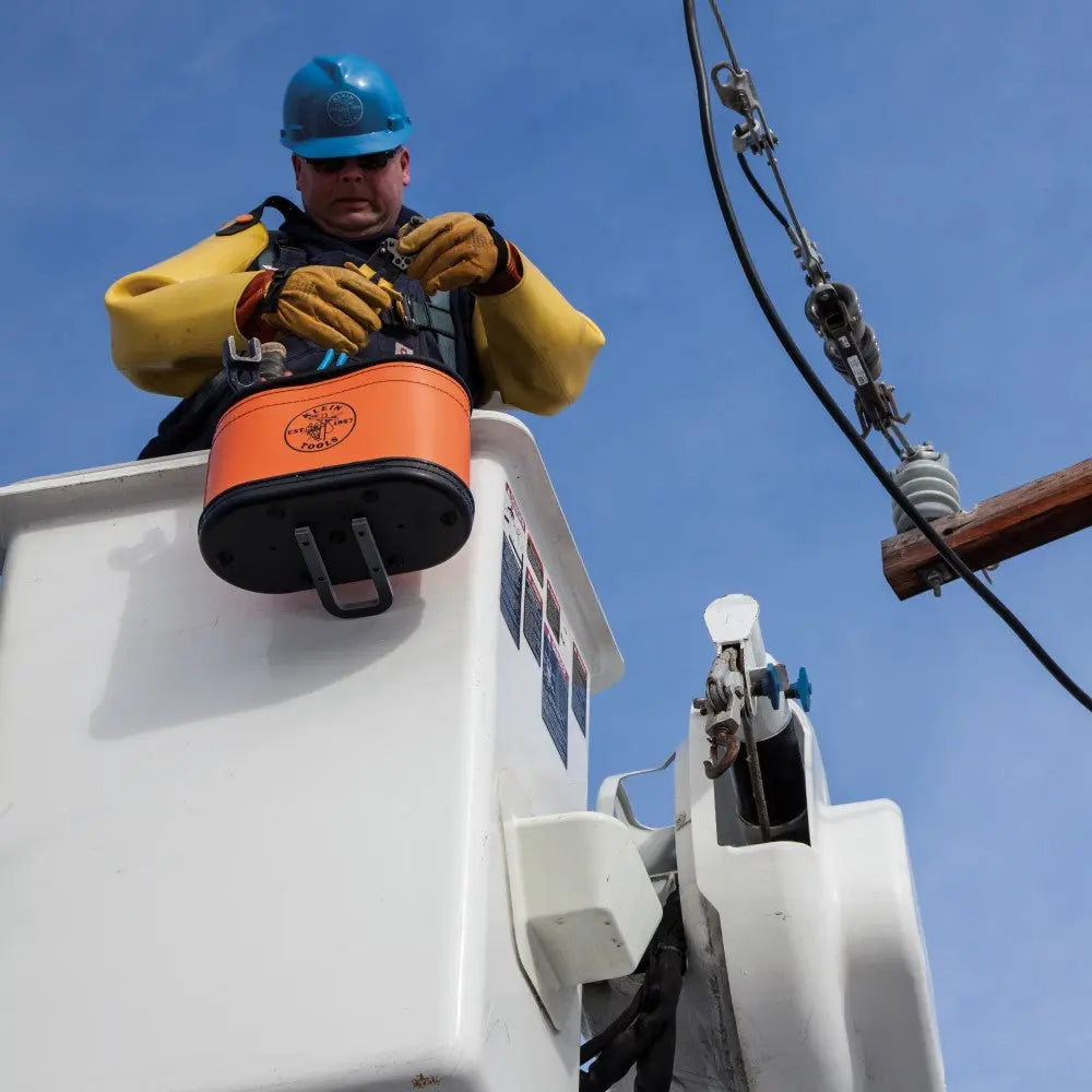 Klein Hard-Body Bucket, 14 Pocket Oval Bucket with Kickstand Klein Tools