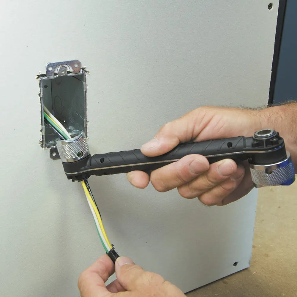 Klein Conduit Locknut Wrench, Fits 1/2-Inch, 3/4-Inch Klein Tools