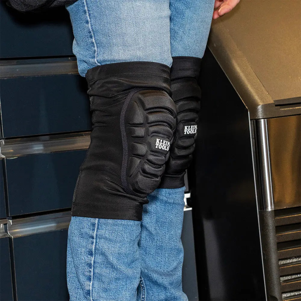 Klein Lightweight Knee Pad Sleeves, M/L Klein Tools