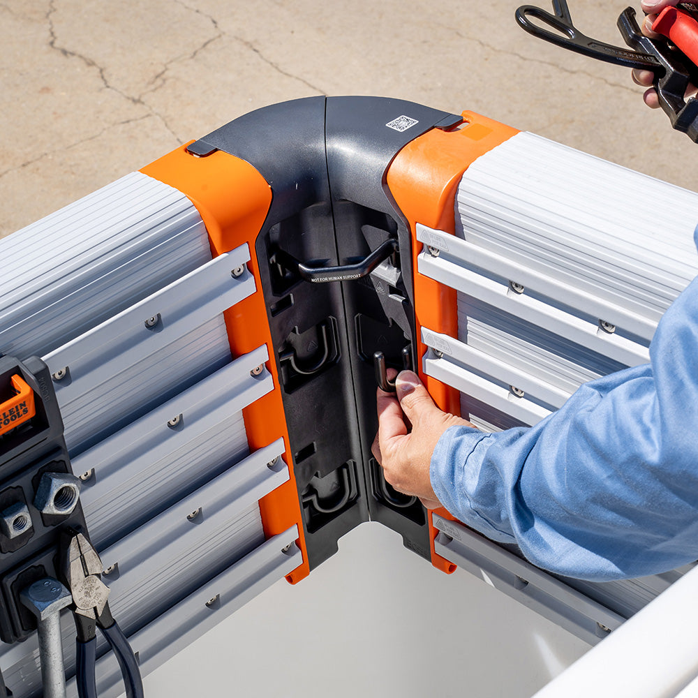 Klein Integrated Corner Piece, Rail System