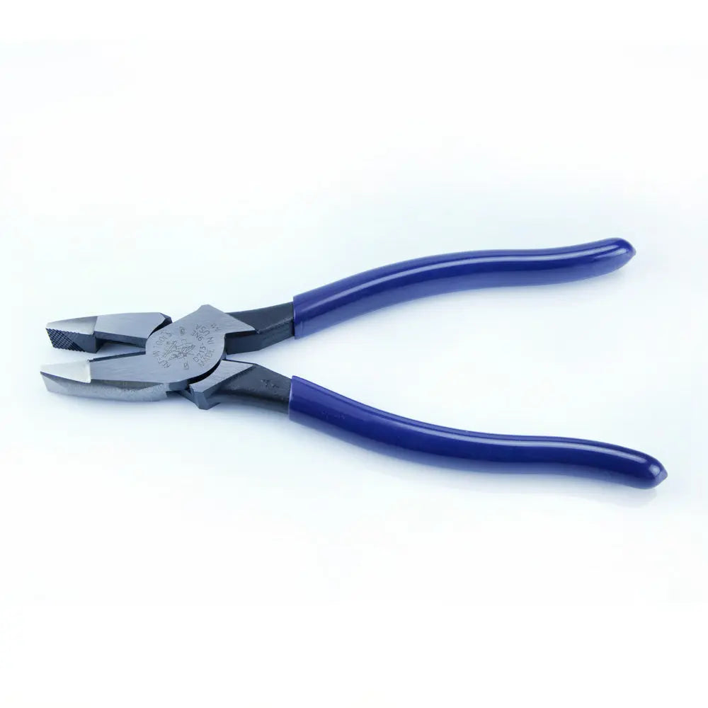 Klein Lineman's Pliers, New England Nose, 9-Inch Klein Tools