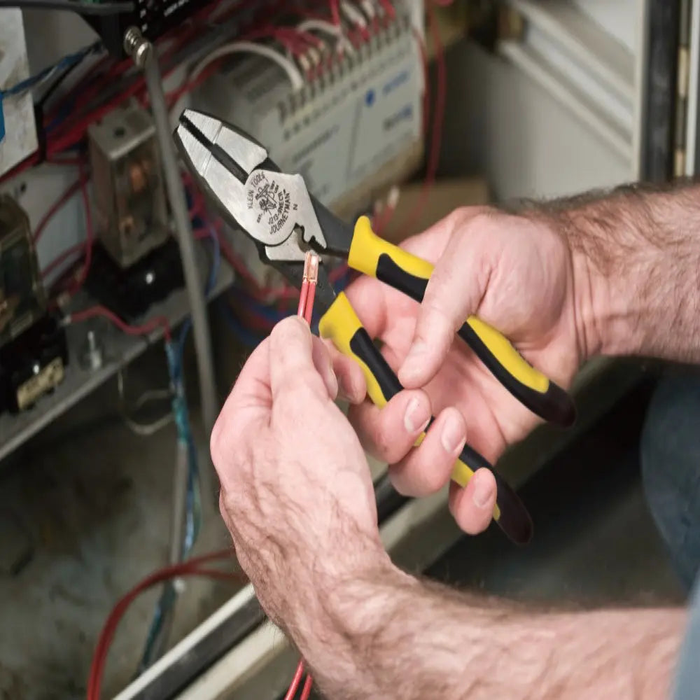 Klein Journeyman™ Pliers Connector Crimp Side Cut 9-Inch Klein Tools