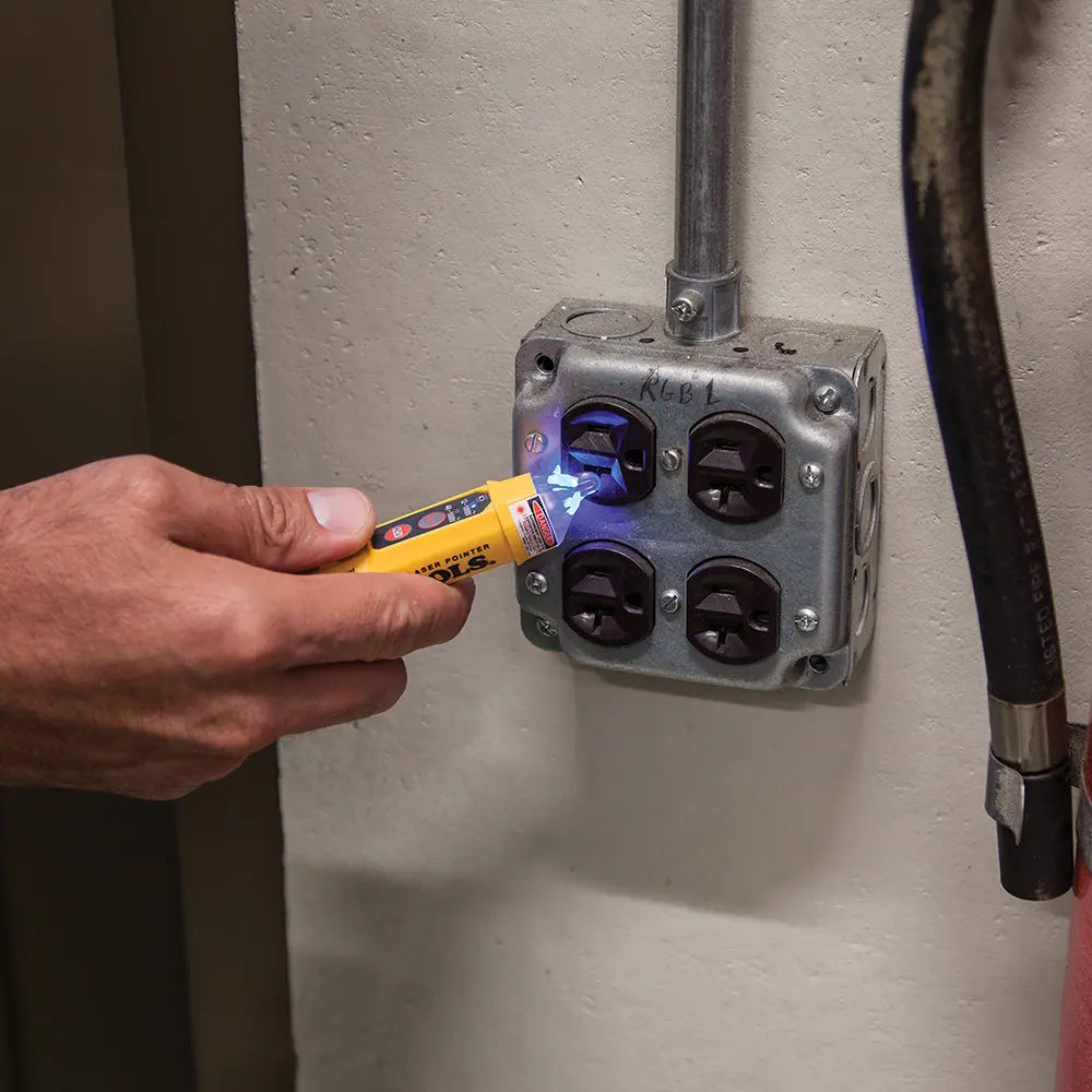 Klein Dual Range NCVT and GFCI Receptacle Tester Electrical Test Kit Klein Tools