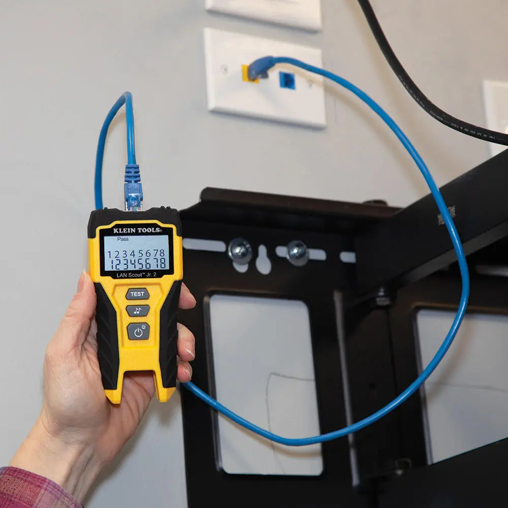 Klein LAN Scout ® Jr. 2 Cable Tester Klein Tools