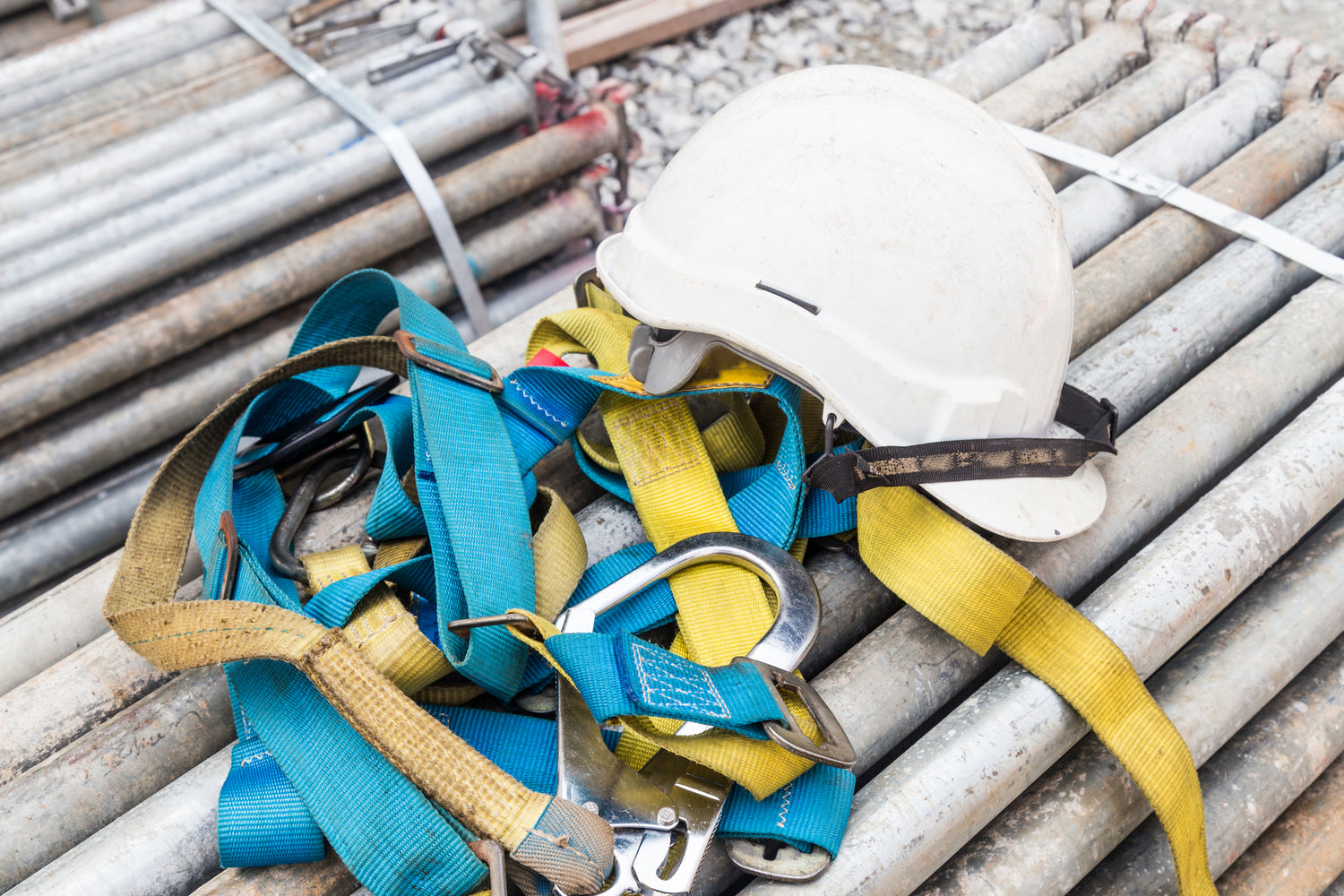 Lineman’s Top Gear: The Safety Harness