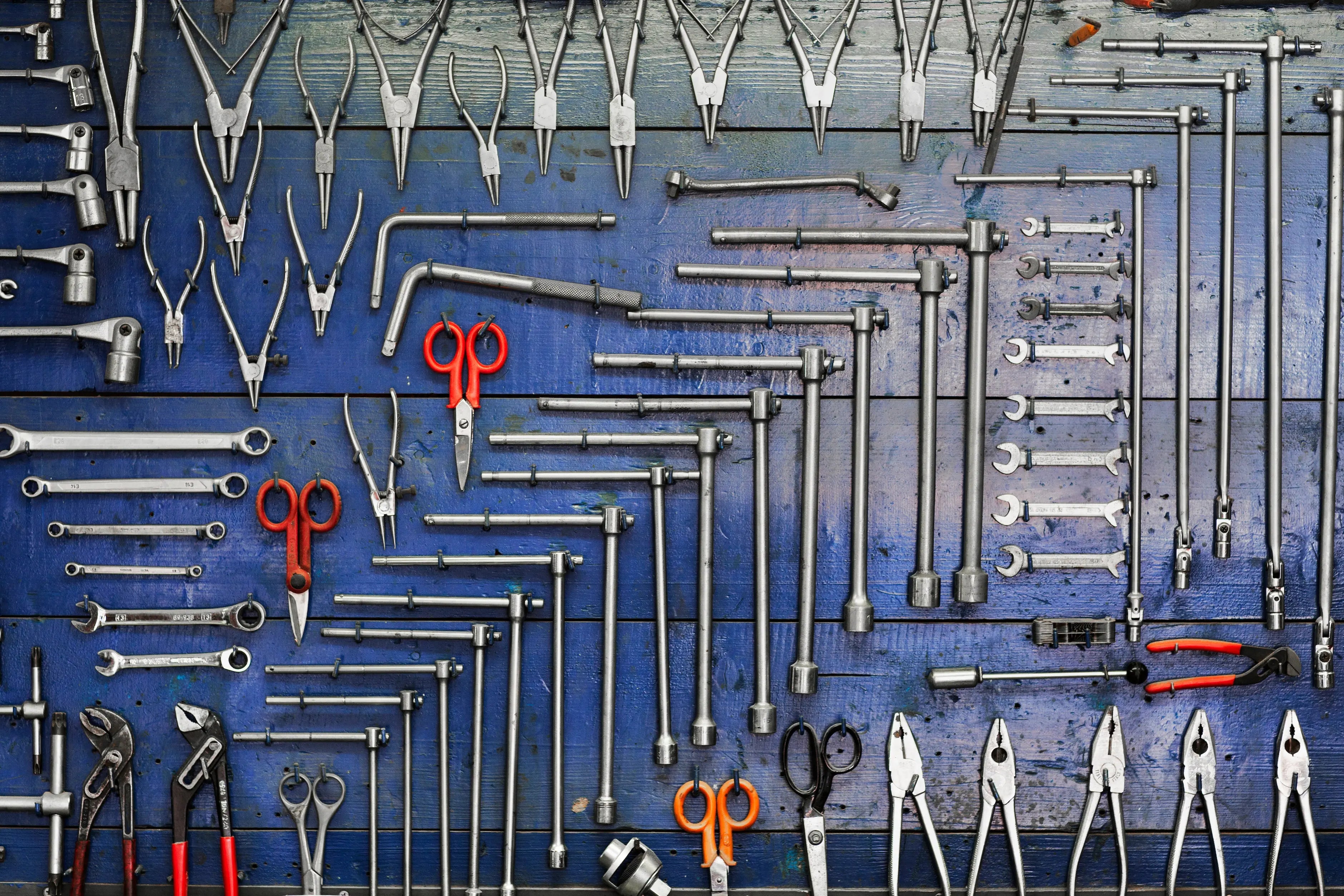 Tool Management Strategies for Lineman Crews of All Sizes - PowerGear