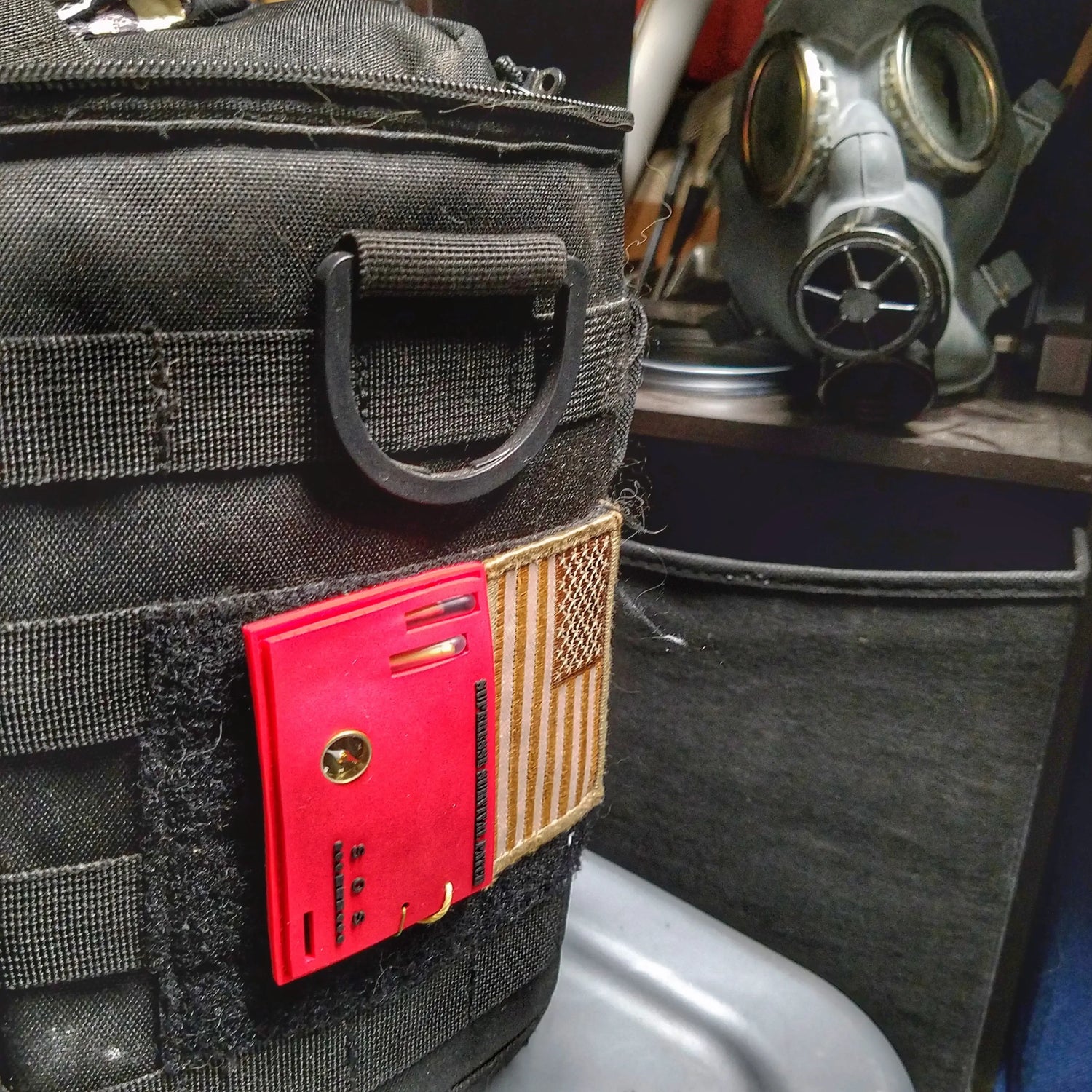 Superesse Survival Patch: Compartmentalized Micro EDC and Survival Kit Superesse Straps LLC