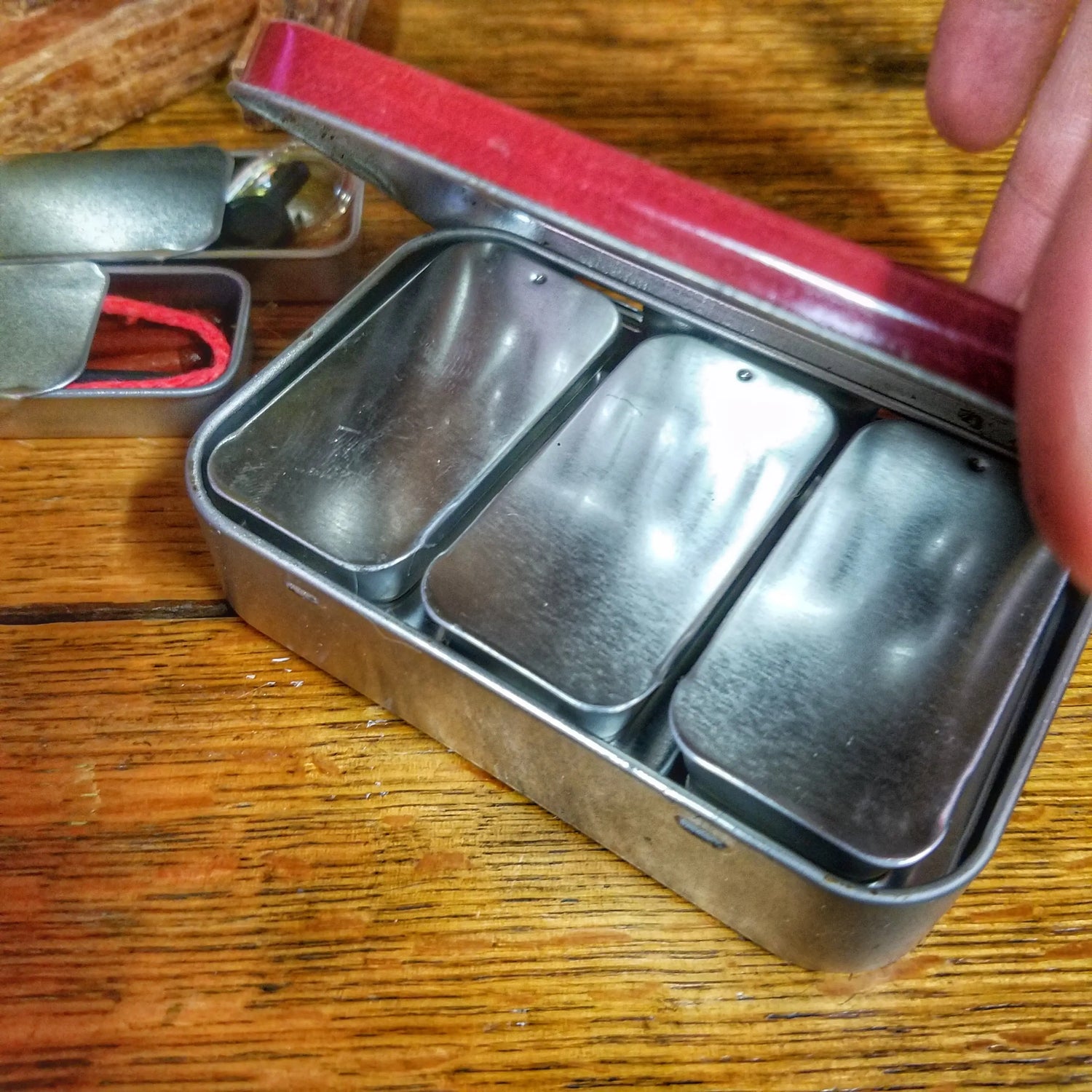 EDC Pocket Tin - Compartmentalized Survival Kits Superesse Straps LLC