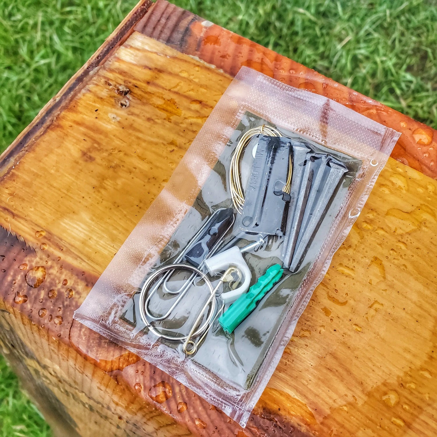 Shim Personal Survival Cards - Wallet Size Vacuum Sealed Survival Packets Superesse Straps LLC