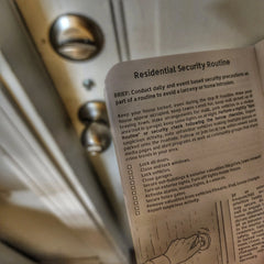 Hip Pocket Brief Volume 2 - Tactics, Techniques, and Procedures for the Everyday Civilian Superesse Straps LLC