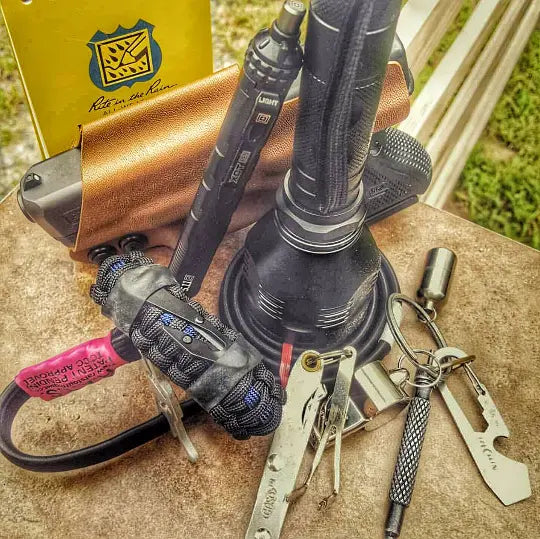 First Responder Strap - Police LEO backup duty gear w/ light, cuff key, seatbelt cutter, compass. Superesse Straps LLC