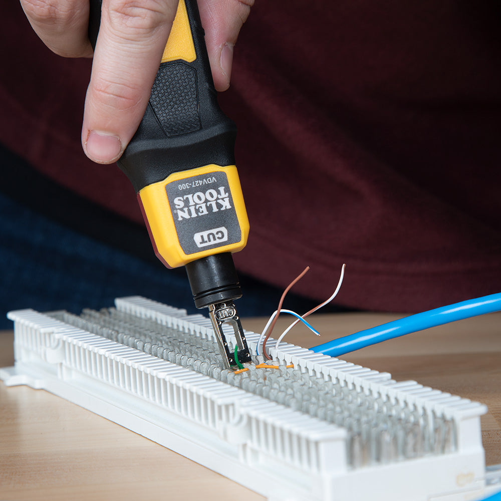 Extended Reach Blade for Impact Punchdown Tool